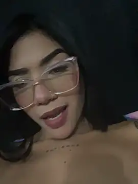 ElaRose 12 online show from February 9, 2026, 7:56 pm