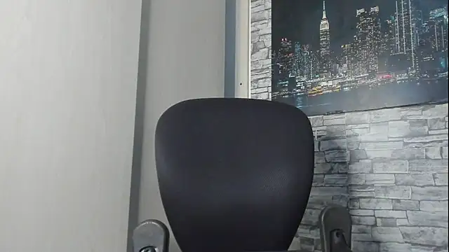 Snapshot of Themasterhades_777 chatting on October 5, 2025, 12:12 am Themasterhades 777 online show from October 5, 2025, 12:12 am