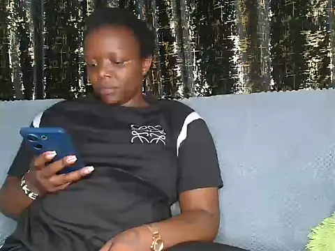 Snapshot of JellyBiggAssy chatting on November 5, 2025, 3:59 pm JellyBiggAssy online show from November 5, 2025, 3:59 pm