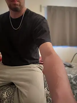 Snapshot of himNIGuys chatting on October 22, 2025, 7:13 pm himNIGuys online show from October 22, 2025, 7:13 pm