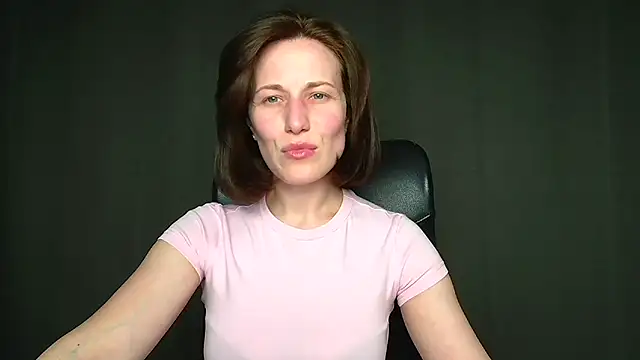 Snapshot of Kelly_Kisss chatting on May 2, 2026, 11:15 am Kelly Kisss online show from May 2, 2026, 11:15 am