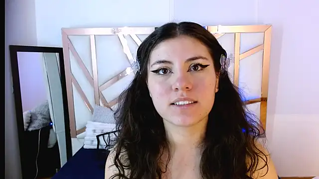 hannia baileys online show from November 22, 2025, 1:26 am