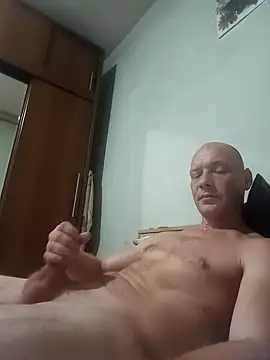 ToughDraft14 online show from September 20, 2025, 7:52 pm