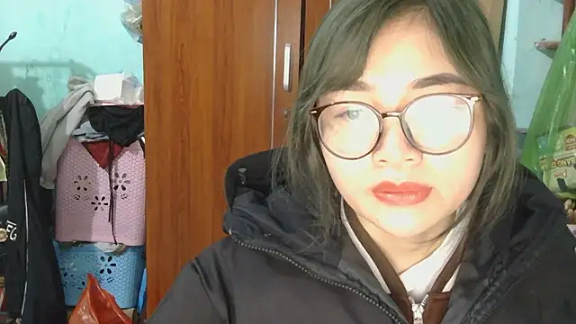 Uhem112 online show from January 13, 2026, 12:47 am