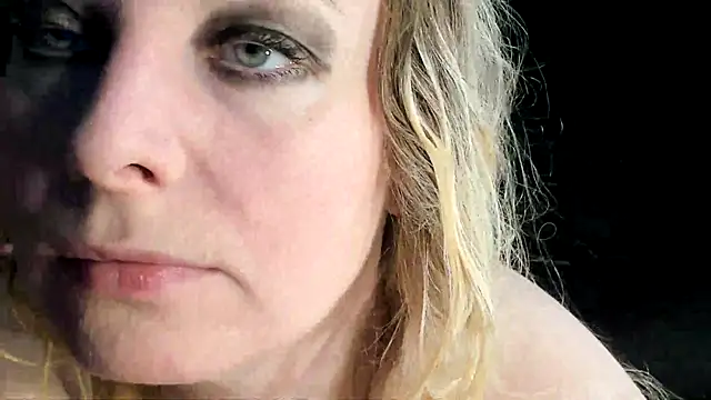 Naughty  Slave online show from March 8, 2025, 9:06 am