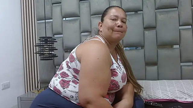 Snapshot of loly47 chatting on September 23, 2025, 3:41 pm loly47 online show from September 23, 2025, 3:41 pm