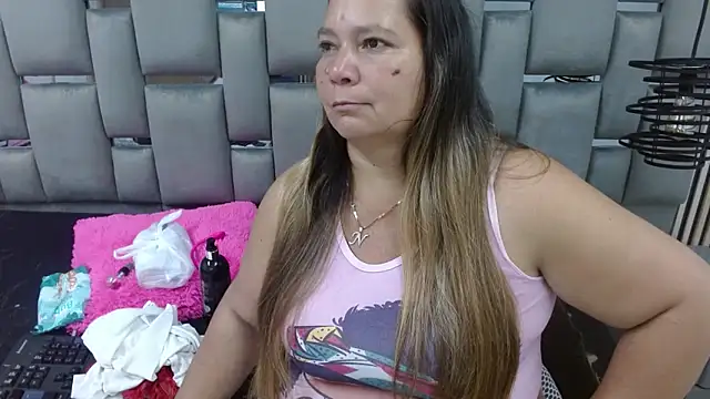 Snapshot of loly47 chatting on October 16, 2025, 11:13 pm loly47 online show from October 16, 2025, 11:13 pm