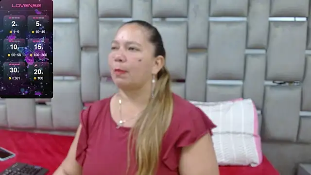 Snapshot of loly47 chatting on October 2, 2025, 4:21 pm loly47 online show from October 2, 2025, 4:21 pm