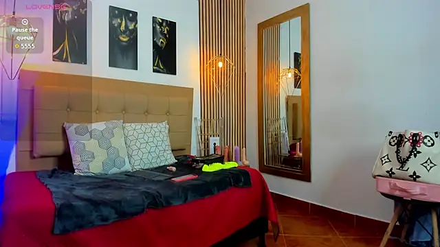  samanthaa foxx online show from September 26, 2025, 10:55 am