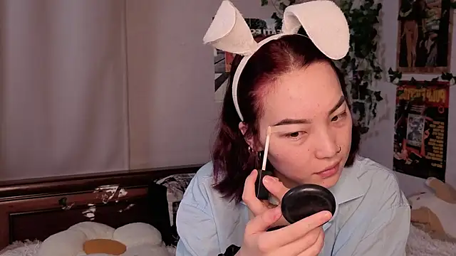 OdetteBiddy online show from March 3, 2026, 8:27 pm