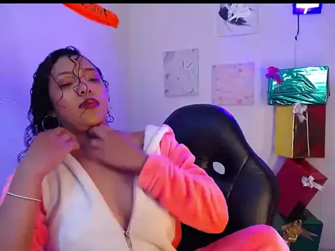 Snapshot of warisg__ chatting on November 14, 2025, 9:35 am warisg online show from November 14, 2025, 9:35 am