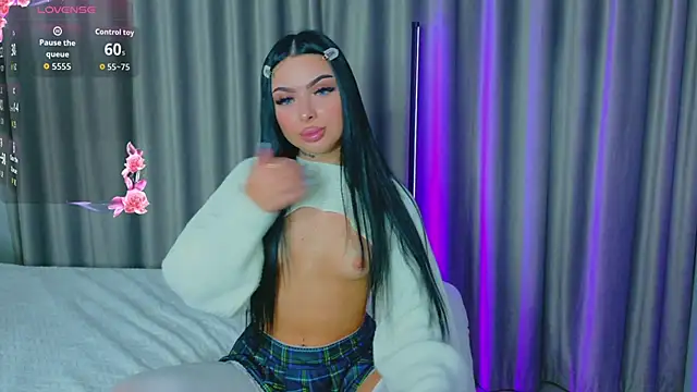 AshleyEttheenn online show from November 15, 2025, 3:27 pm