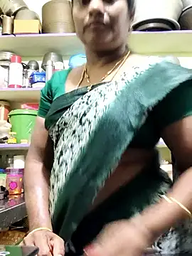 Snapshot of papukurty chatting on October 29, 2025, 3:22 pm papukurty online show from October 29, 2025, 3:22 pm