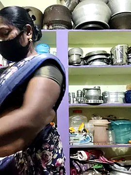 Snapshot of papukurty chatting on October 6, 2025, 1:07 am papukurty online show from October 6, 2025, 1:07 am