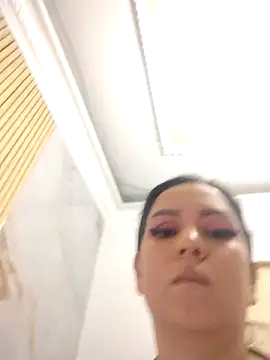 Abbyjoness21 online show from October 20, 2025, 8:20 pm