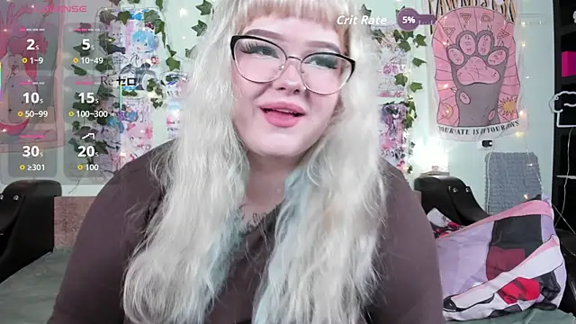  CandyM1lky  online show from April 6, 2026, 7:53 am