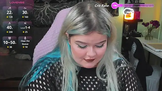  CandyM1lky  online show from November 6, 2025, 6:28 am