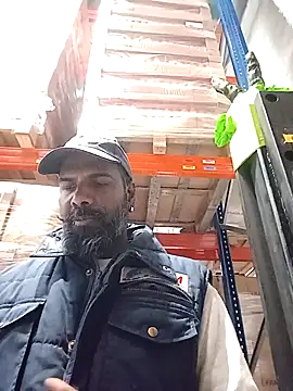 frenchblackc31 online show from November 17, 2025, 10:52 am