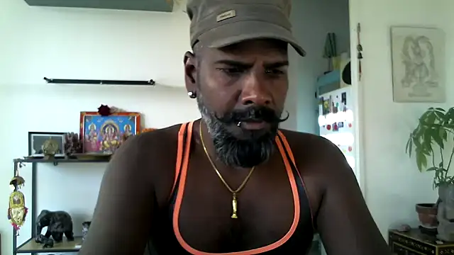 Snapshot of frenchblackc31 chatting on October 14, 2025, 3:45 pm frenchblackc31 online show from October 14, 2025, 3:45 pm