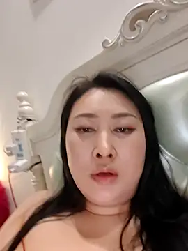 Snapshot of defgghj chatting on October 11, 2025, 7:59 pm defgghj online show from October 11, 2025, 7:59 pm