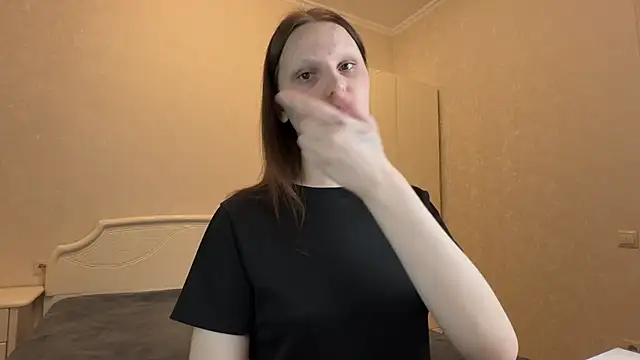 Snapshot of vertul1ana chatting on May 24, 2026, 7:47 pm vertul1ana online show from May 24, 2026, 7:47 pm