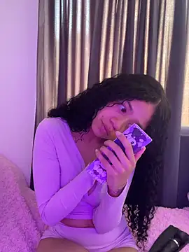 jadee8 online show from March 26, 2026, 2:26 pm