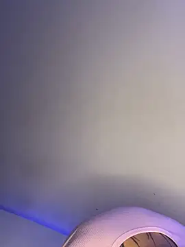 jadee8 online show from December 16, 2025, 9:08 pm