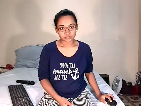 Snapshot of indiansweetflava chatting on October 31, 2025, 4:20 am indiansweetflava online show from October 31, 2025, 4:20 am