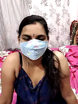 Snapshot of Lalitha-1995 chatting on September 21, 2025, 12:10 pm Lalitha-1995 online show from September 21, 2025, 12:10 pm