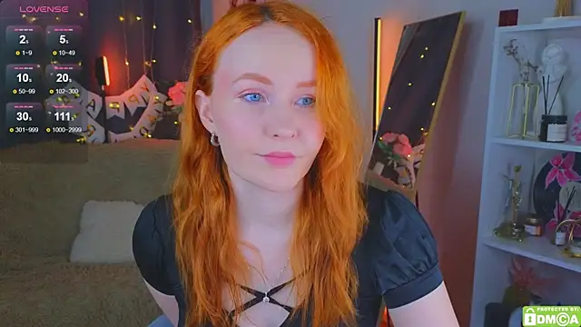 JoyceJones online show from January 13, 2026, 8:13 pm