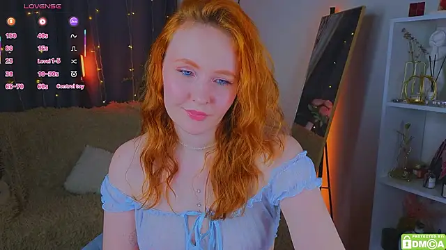 Snapshot of JoyceJones chatting on February 12, 2026, 8:30 pm JoyceJones online show from February 12, 2026, 8:30 pm