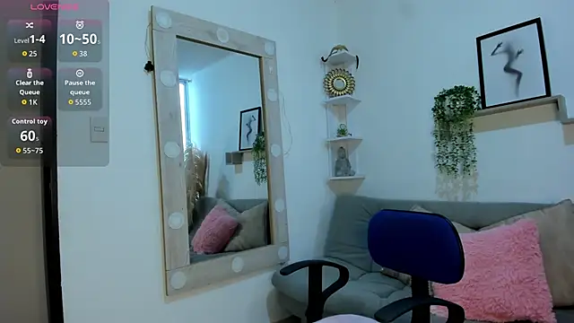 Samanta Monroe online show from September 18, 2025, 12:08 pm