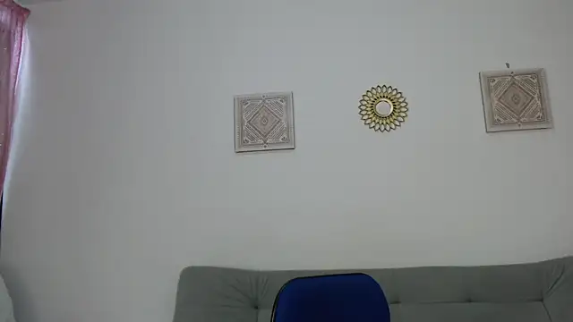 Samanta Monroe online show from October 1, 2025, 6:23 pm