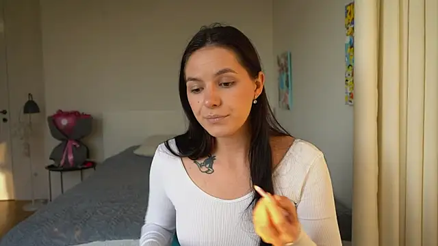 EwelynScott online show from November 10, 2025, 12:21 pm