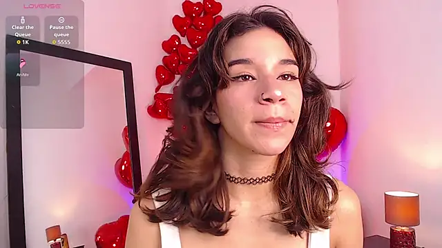 miascarlet 16 online show from October 2, 2025, 1:36 pm