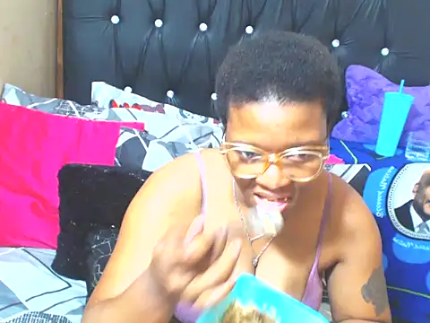 Snapshot of SexyMellon chatting on September 8, 2025, 8:08 pm SexyMellon online show from September 8, 2025, 8:08 pm