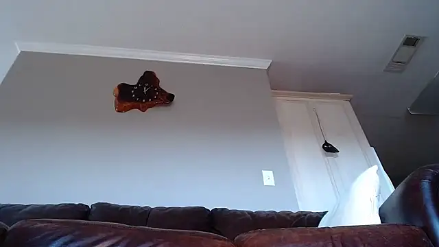 Blueeyedzaya  online show from October 17, 2025, 1:57 pm