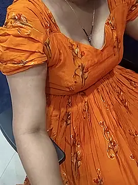 Anuforyou19 online show from October 18, 2025, 7:27 pm