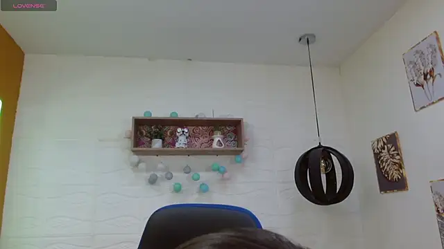 Snapshot of tulunaroja chatting on October 3, 2025, 7:48 pm tulunaroja online show from October 3, 2025, 7:48 pm