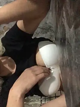 Snapshot of AlevNaz chatting on October 22, 2025, 2:55 am AlevNaz online show from October 22, 2025, 2:55 am