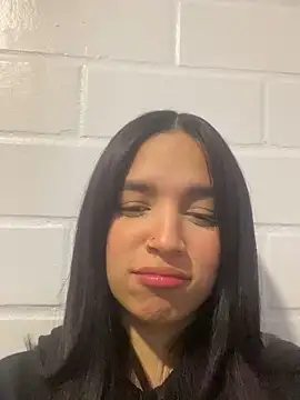 sofia model online show from October 23, 2025, 11:03 pm