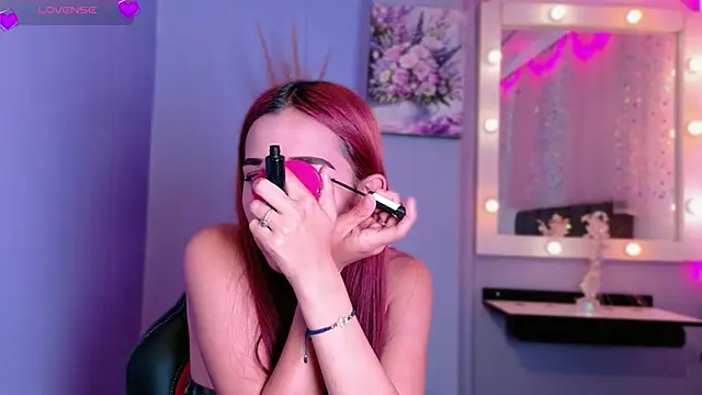 NataliaPrada s online show from December 3, 2025, 3:00 pm