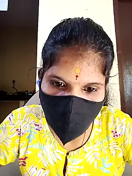 Snapshot of ranisanthutelugu chatting on September 12, 2025, 5:07 am ranisanthutelugu online show from September 12, 2025, 5:07 am