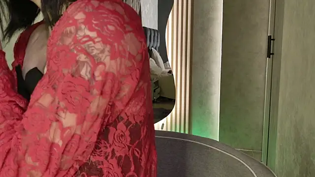 Taurito    online show from December 19, 2025, 10:45 pm