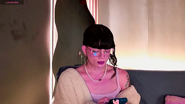 Taurito    online show from November 8, 2025, 1:36 pm