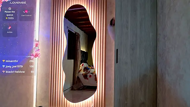 Snapshot of Taurito___ chatting on September 22, 2025, 3:01 am Taurito    online show from September 22, 2025, 3:01 am