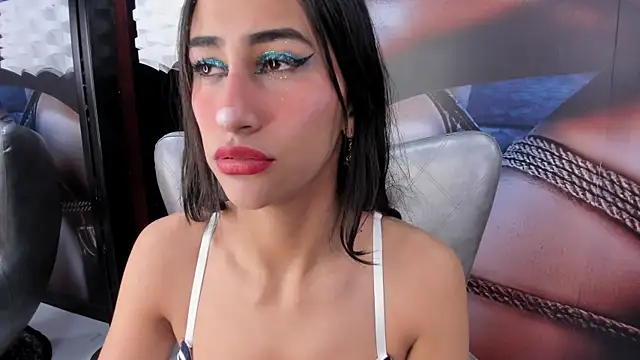 Snapshot of miss___taylor chatting on October 10, 2025, 2:34 am miss   taylor online show from October 10, 2025, 2:34 am