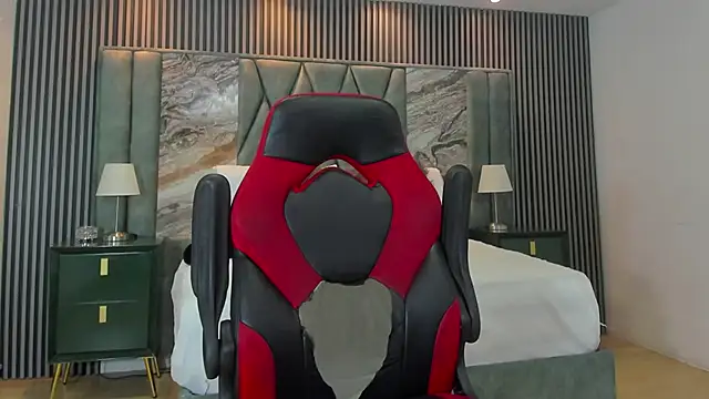 Snapshot of Michael_blue chatting on September 17, 2025, 2:41 pm Michael blue online show from September 17, 2025, 2:41 pm