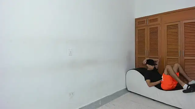 Snapshot of brutal_sex_room2k chatting on October 12, 2025, 1:01 pm brutal sex room2k online show from October 12, 2025, 1:01 pm