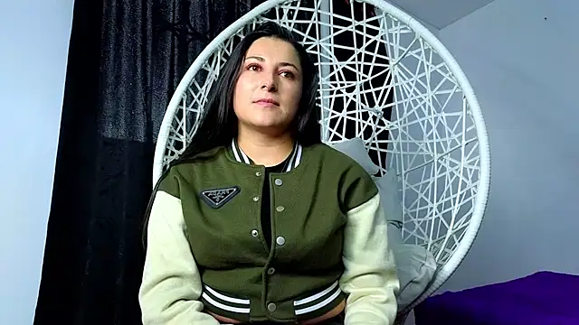 cuteeimy online show from November 13, 2025, 4:00 pm